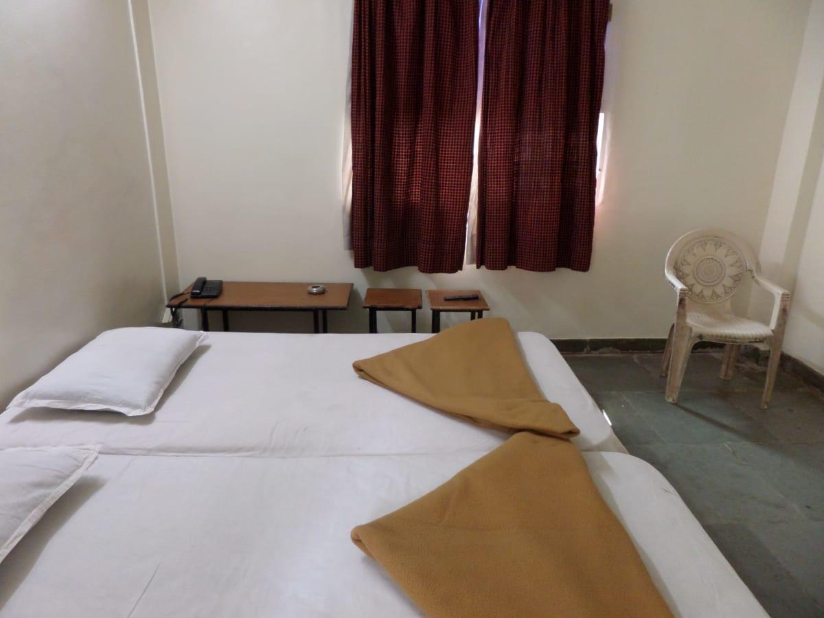 Parvat Lodge Ahmednagar Ngoại thất bức ảnh